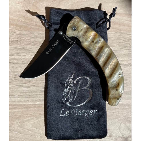 Couteau Rusticu en Corne avec Lame Noir le Berger