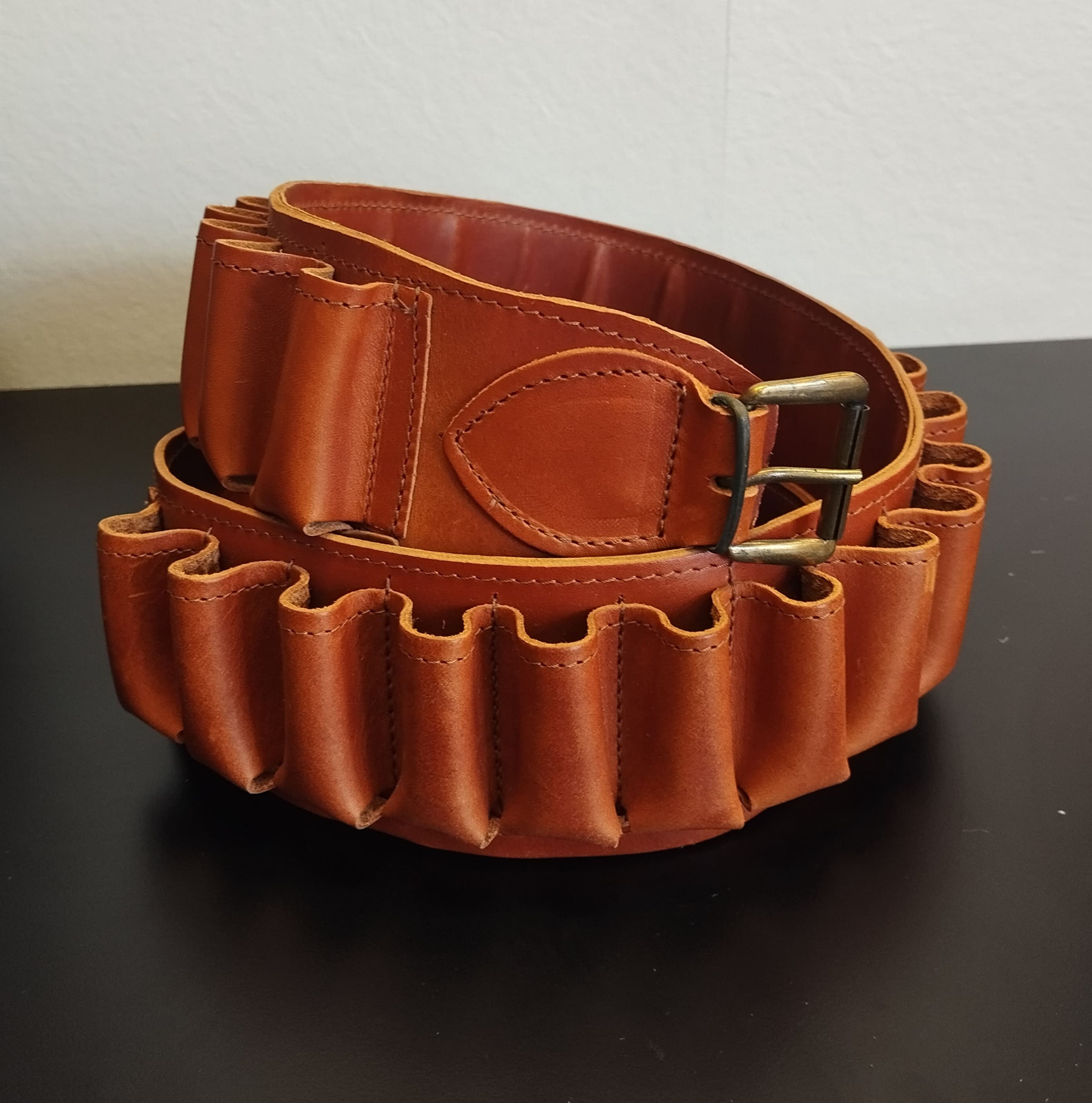Cartouchiere cuir cognac cal 12/25
